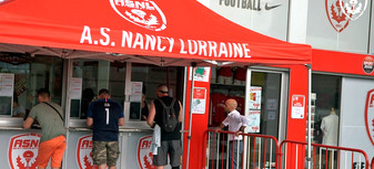 Un coup d’envoi festif