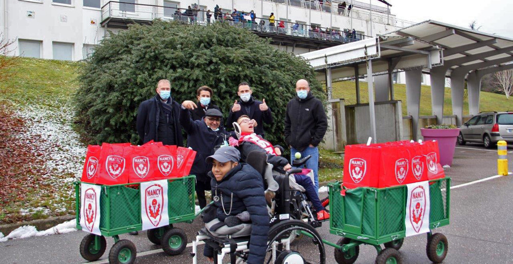 Des cadeaux pour les jeunes de l'OHS