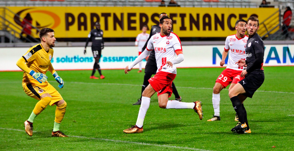 Baptiste Valette face à Youssouf Hadji en janvier 2018