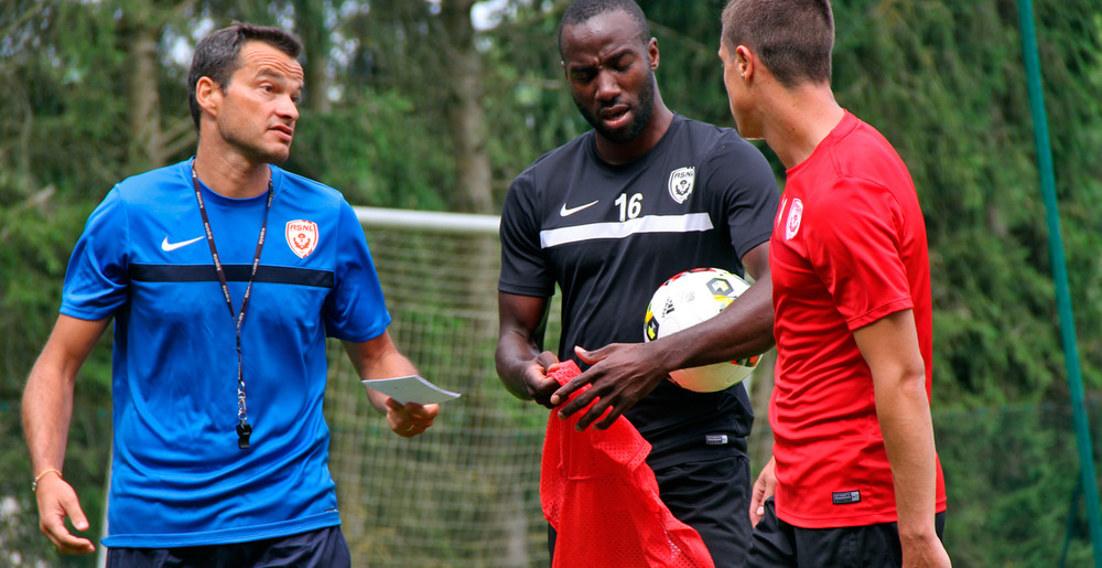 Vincent Hognon avec Guy-Roland Ndy Assembe et Joffrey Cuffaut