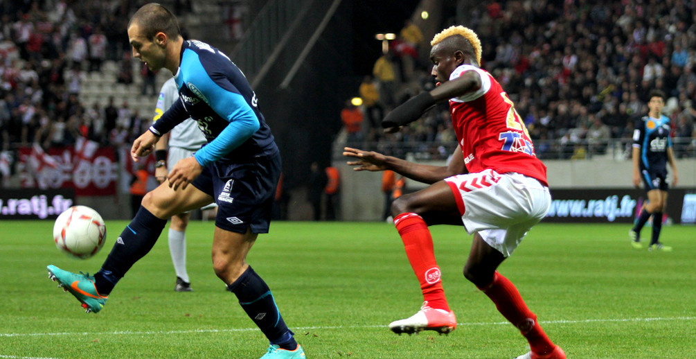 Plutôt équilibré dans le jeu, le match a basculé sur deux coups de pied arrêtés (photo SdR).