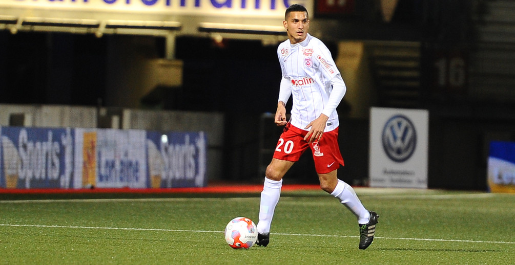 Enfin efficace sur corner, l’ASNL fait basculer le match du bon côté.