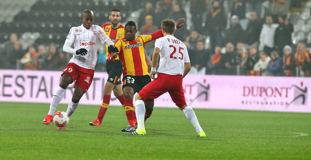 L’ASNL s’est créée plus d'occasions mais s’incline sur un but chanceux (photo rclens.fr).