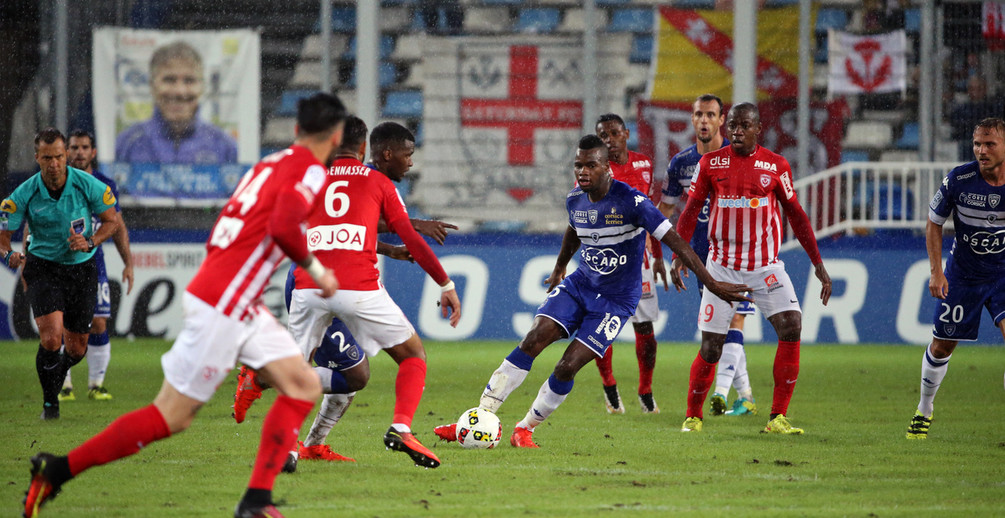 Grâce à un bloc compact, l’ASNL a pris un point sans trop trembler (photo D. Baldocchi/SC Bastia).