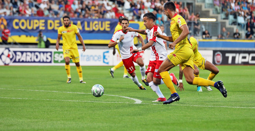 Rattrapée au score en fin de match, l’ASNL se qualifie aux tirs au but.