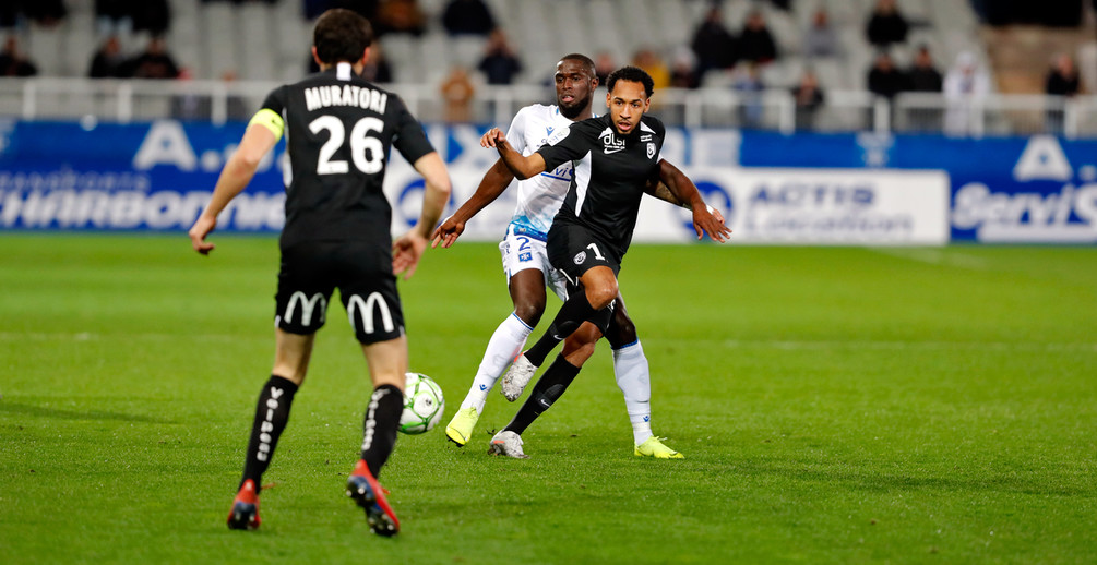 En infériorité numérique pendant 75 minutes, l’ASNL obtient un match nul mérité (photo AJA).