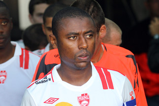 André Luiz avant PSG-ASNL