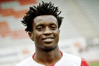 Le chardon de la saison pour Moukandjo