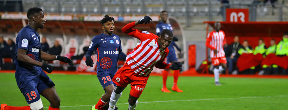 Le chardon pour Dona Ndoh