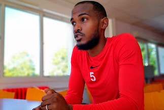 Le polyvalent Moimbé-Tahrat