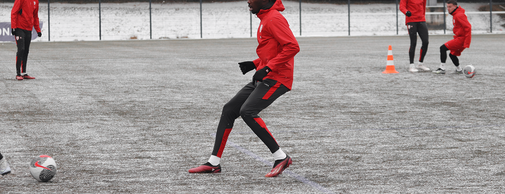 L'AS Nancy Lorraine renforce son milieu de terrain avec l'arrivée de Derek Mazou-Sacko.