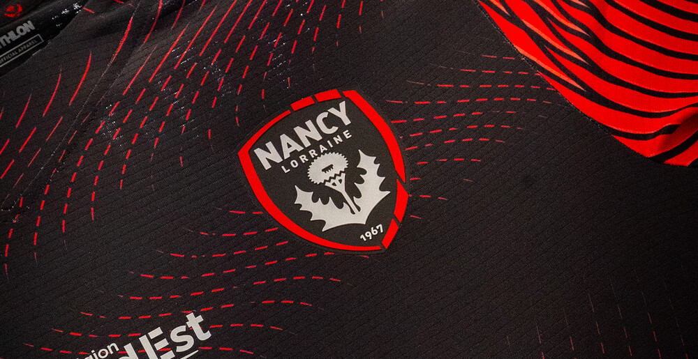 Nouveau maillot extérieur