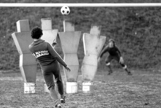 Collot raconte les coup-francs de Platini