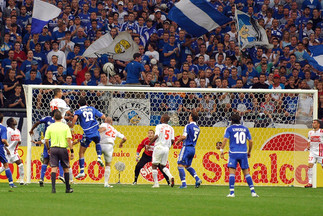 Rétro: L’ASNL à Gelsenkirchen