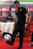 Séance de jonglage pour Florian ODIN