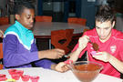Giovanni et Julian recouvrent les schokobons