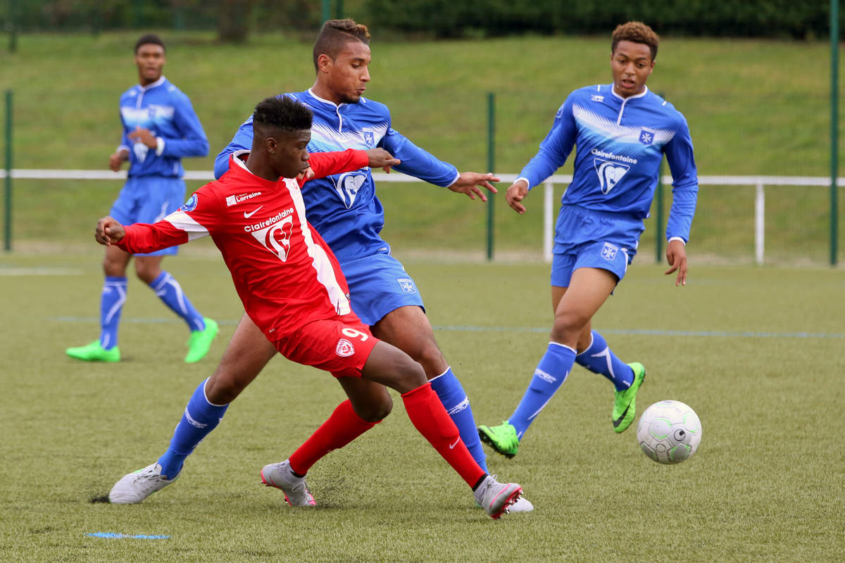 ASNL/-Auxerre en U19 - Photo n°2