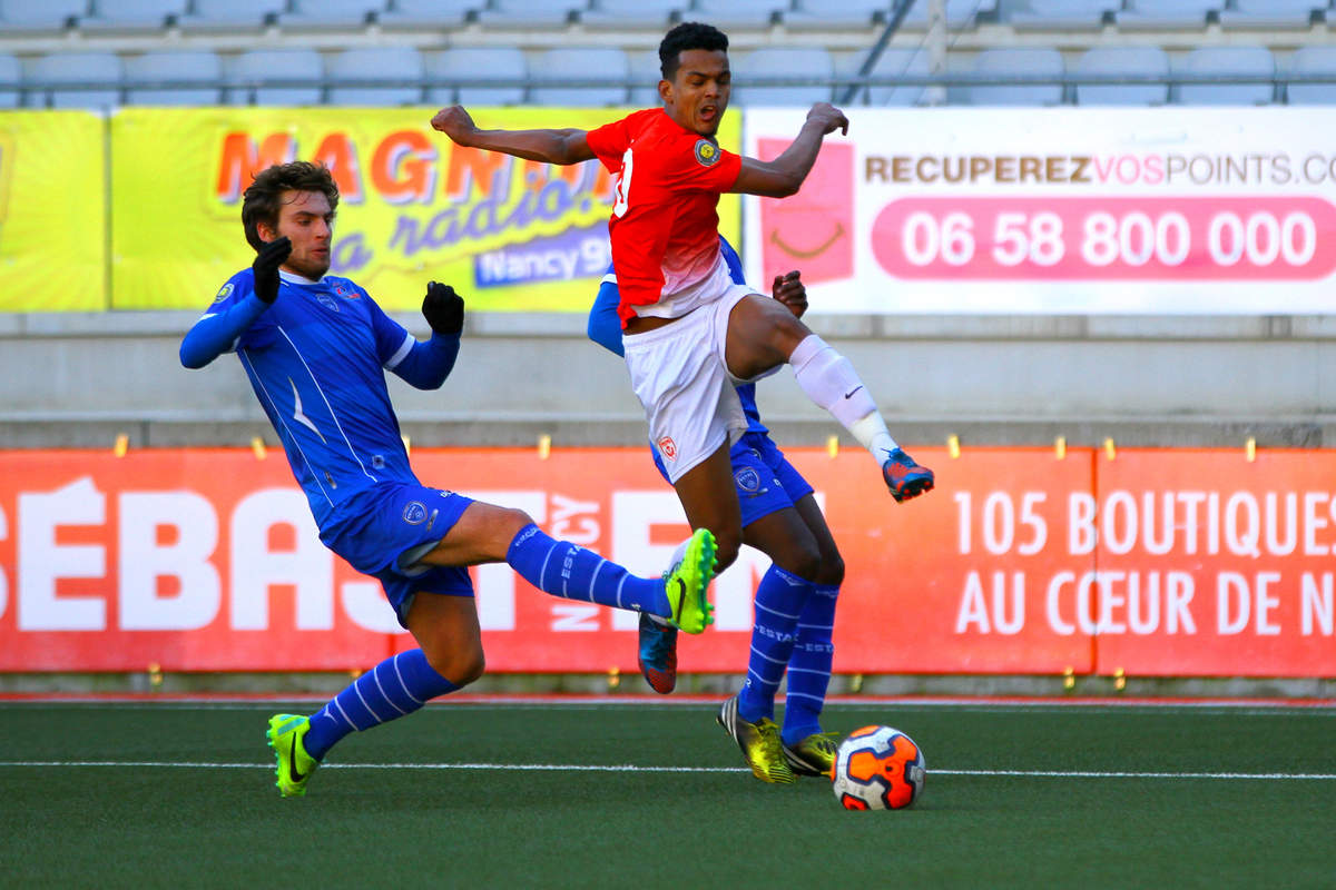 ASNL/Troyes en CFA2 - Photo n°9