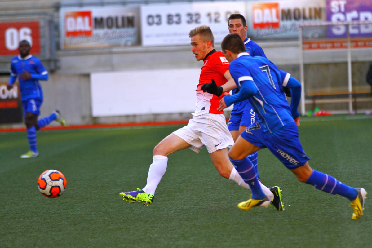 ASNL/Troyes en CFA2 - Photo n°16