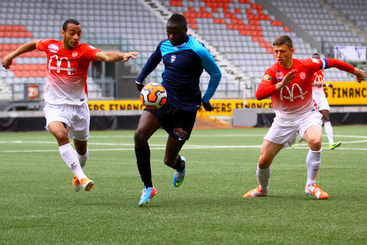 ASNL/Illzach en CFA2 - Photo n°3