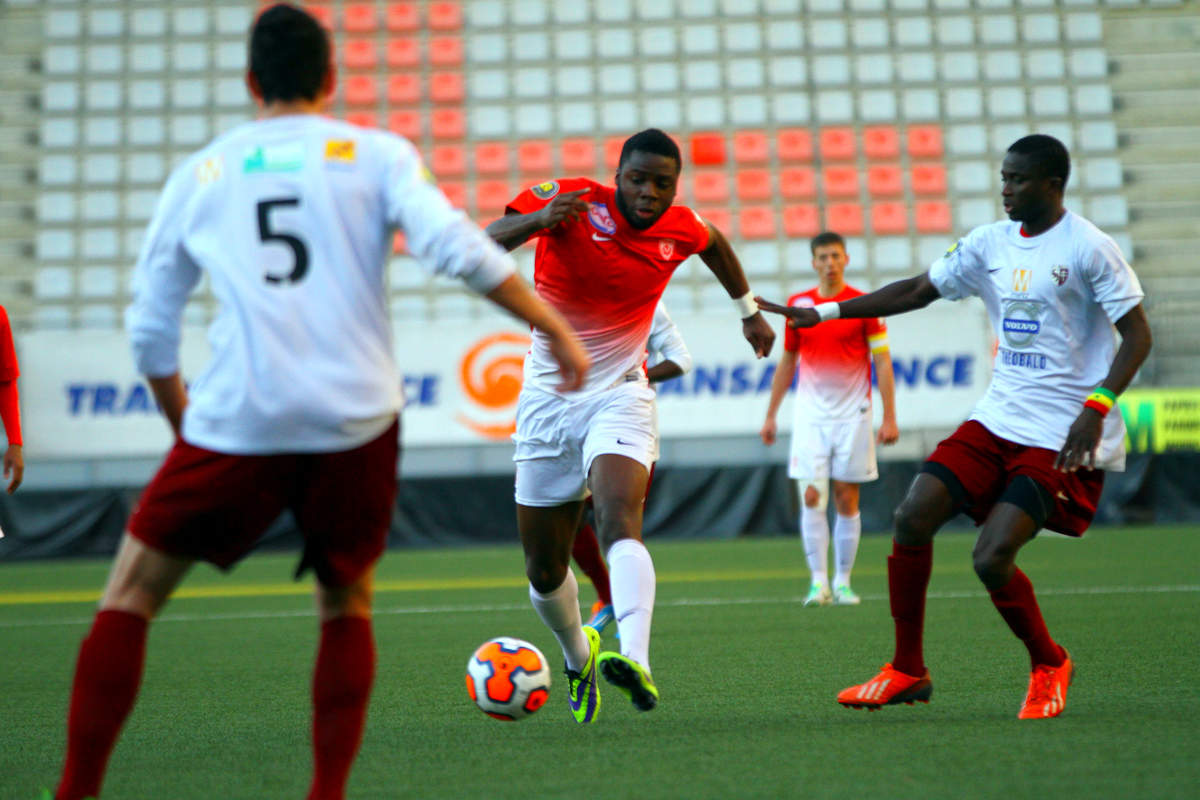 ASNL/Metz en CFA2 - Photo n°18