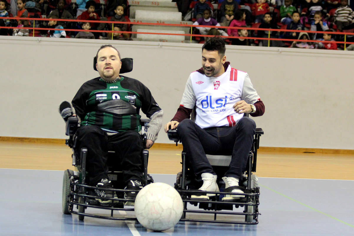 Du foot fauteuil pour le Téléthon - Photo n°1