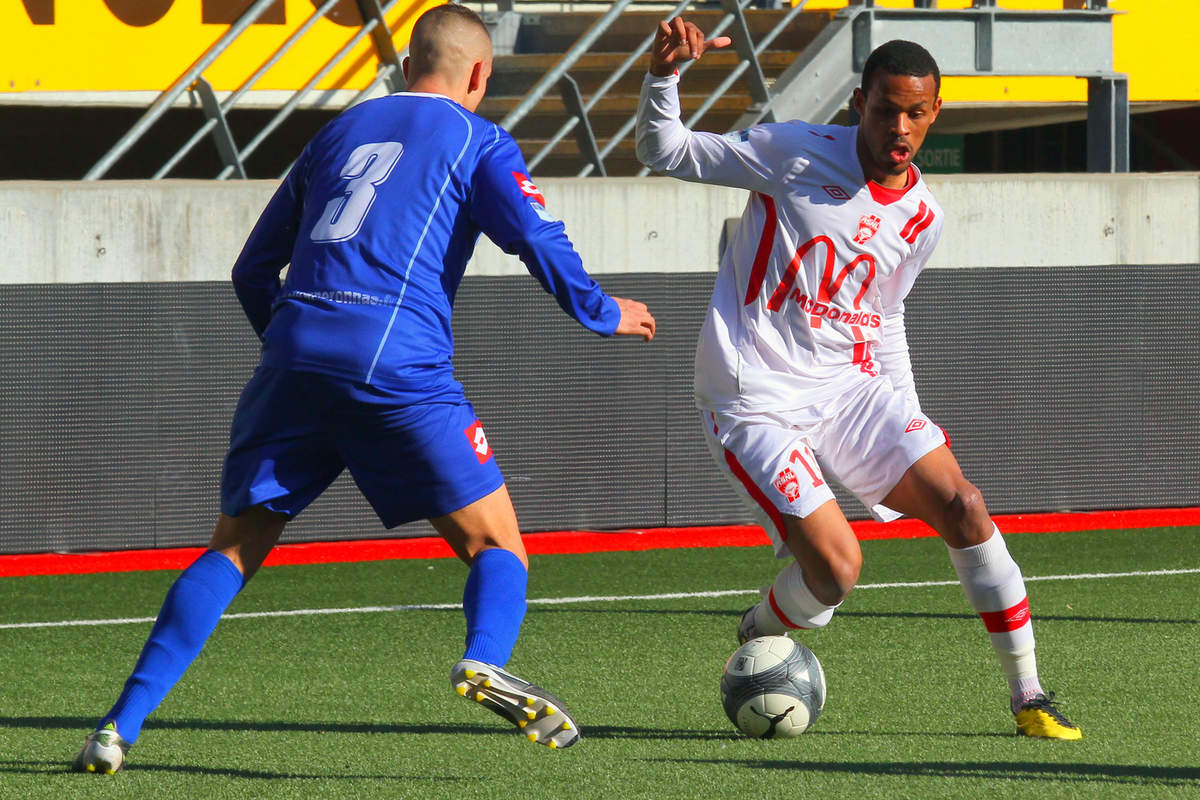 ASNL/Bourg-Peronnas en CFA - Photo n°0