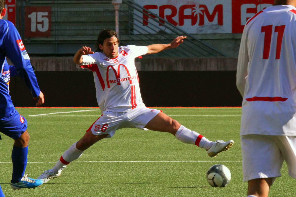 ASNL/Bourg-Peronnas en CFA - Photo n°2