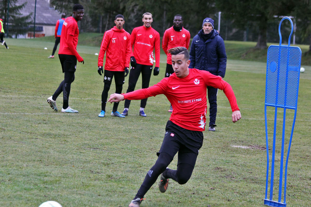 Ça bosse devant le but - Photo n°15