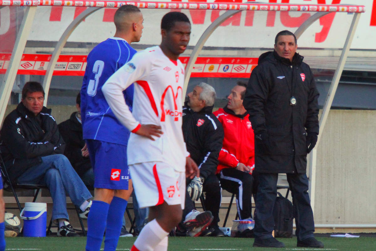 ASNL/Bourg-Peronnas en CFA - Photo n°3