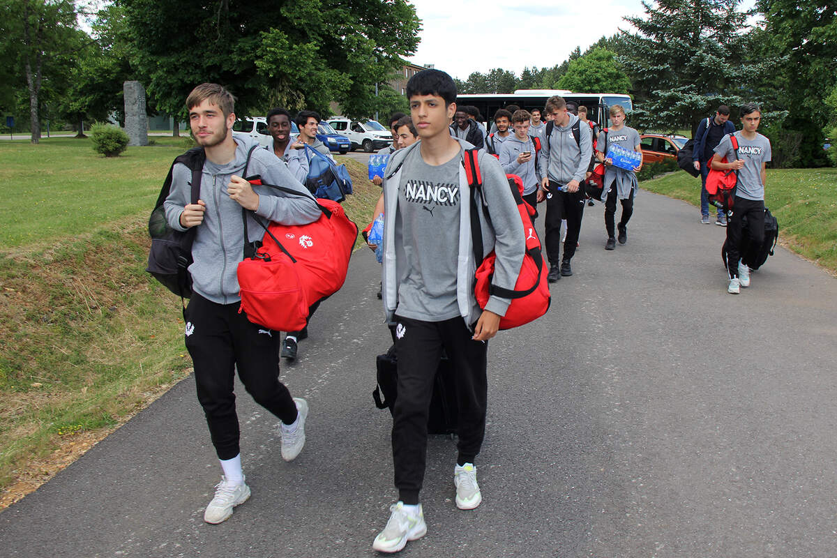 Les U19 visitent la base d'Ochey - Photo n°16