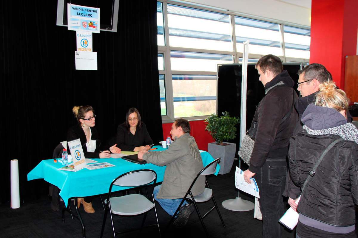 Le 3ème forum de l'emploi - Photo n°2