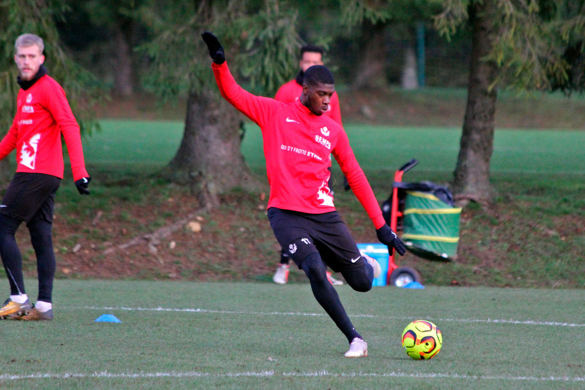 Du jeu avec ballon - Photo n°0