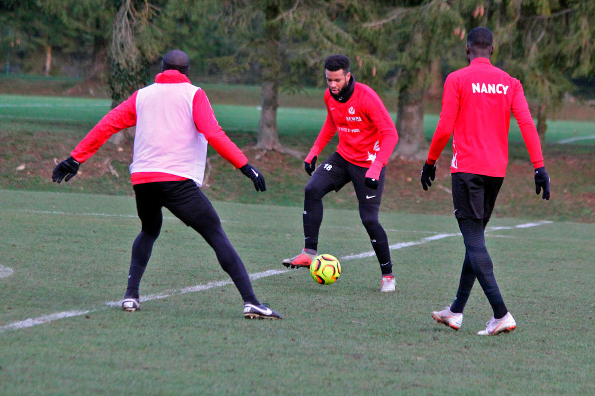 Du jeu avec ballon - Photo n°12