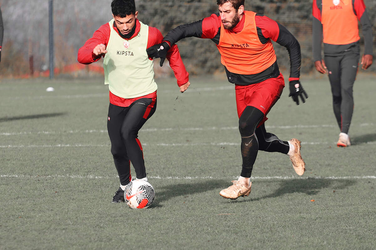 Des duels, de l'intensité et des sourires aujourd'hui à l'entraînement avant la confrontation de ce vendredi ! ⚔️ - Photo n°2