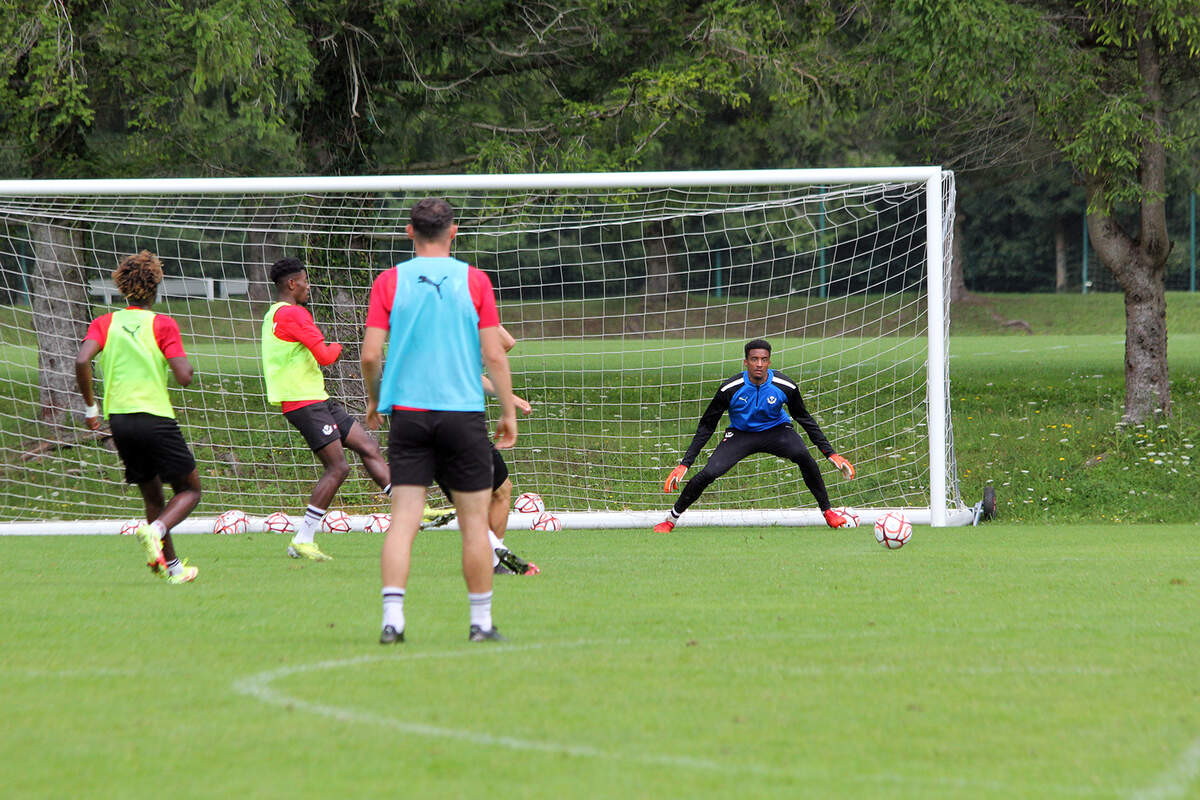 Un tournoi sous la pluie - Photo n°5