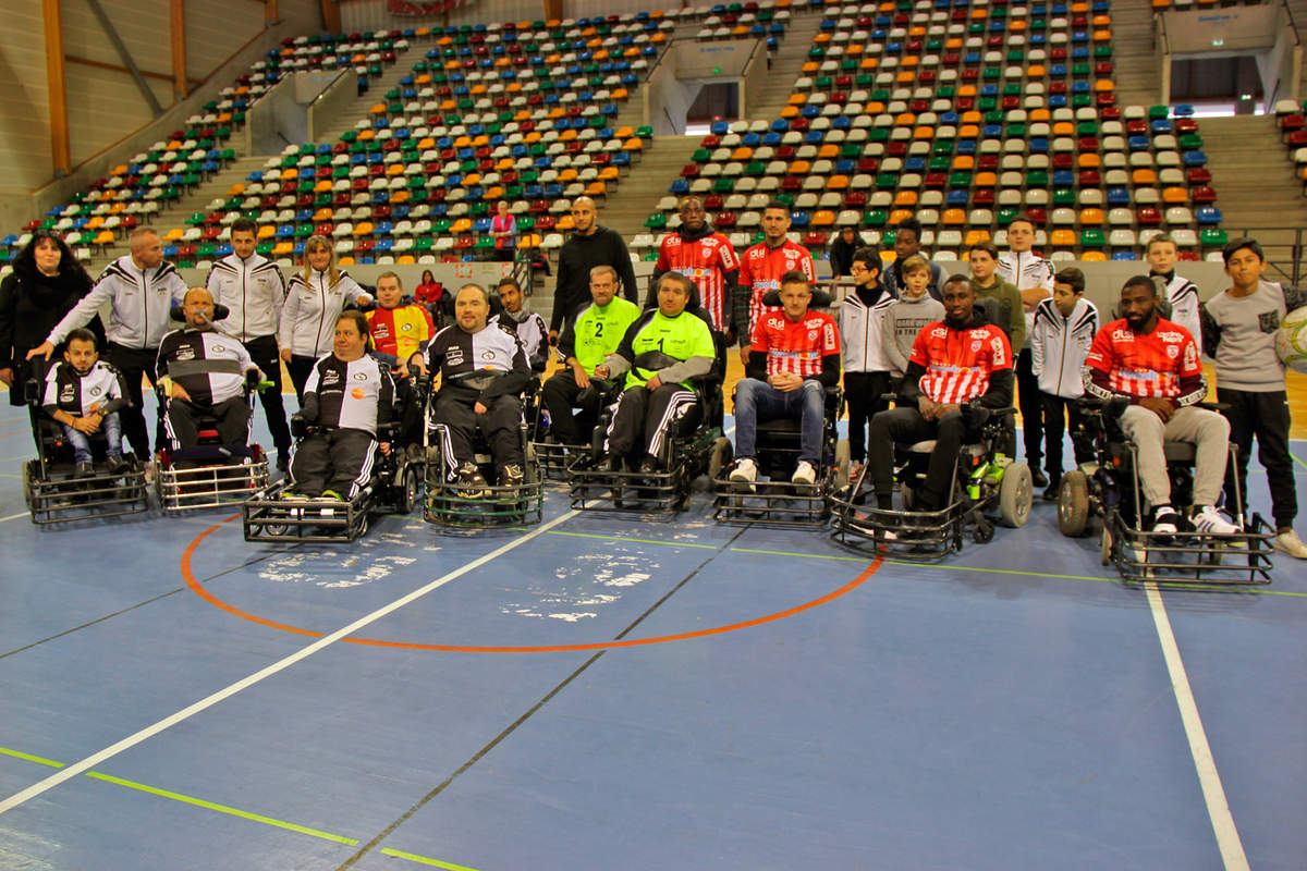 Du foot en fauteuil - Photo n°2