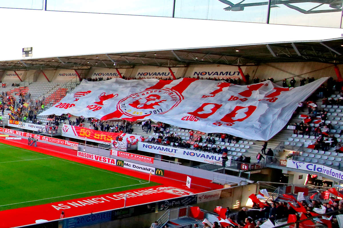 Le tifo des 50 ans - Photo n°3