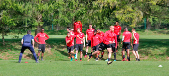 L'avant-match de PFC-ASNL