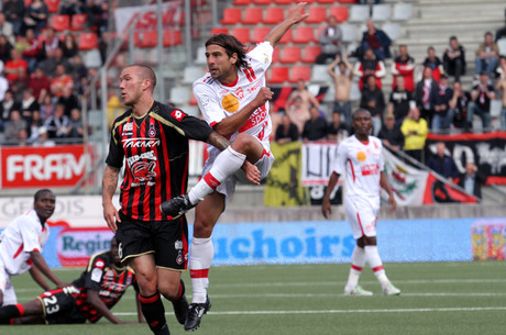 Le résumé d'ASNL-OGCN