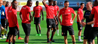 L'avant-match d'ASNL-CNFC
