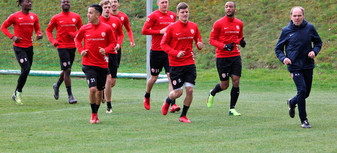 L'avant-match d'ASNL-USO