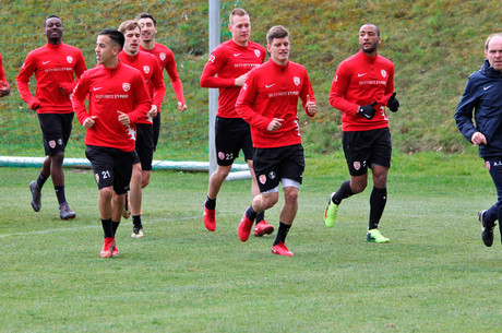 L'avant-match d'ASNL-USO