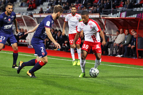 Le résumé d'ASNL-VAFC