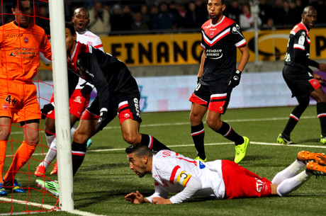 Le résumé d'ASNL-VAFC