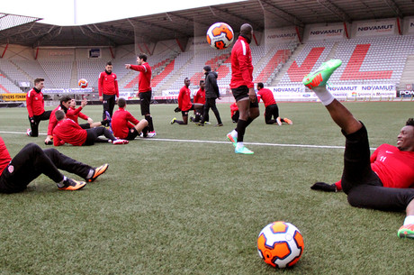 L'avant-match d'ASNL-CNFC