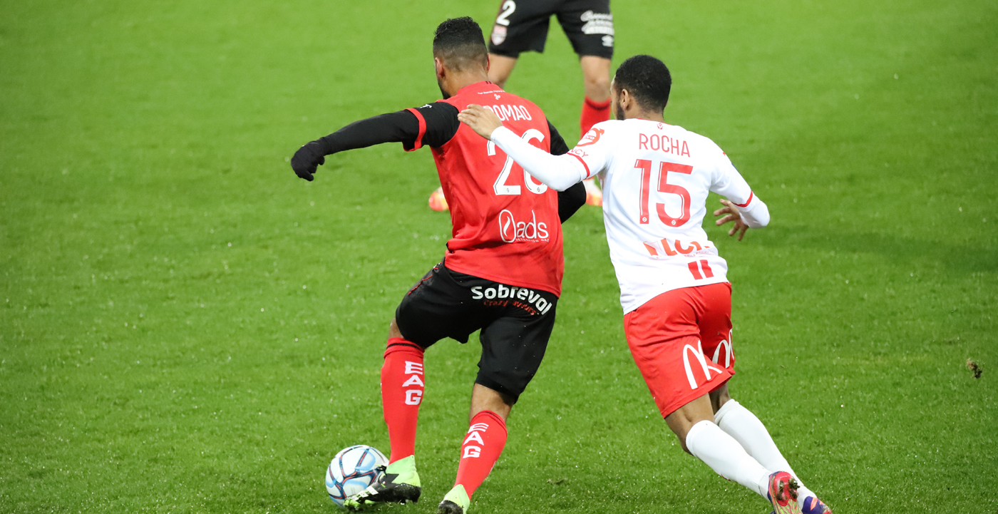 A défaut de se créer beaucoup d’occasions, l’ASNL a bien maitrisé le match (photo EAG).


⏱ 


#EAGASNL 0-0

