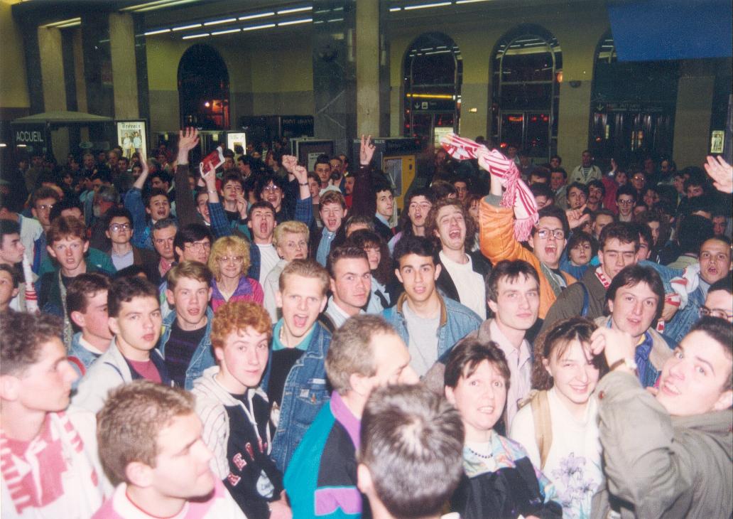 Le train de Cannes en 1992 - Photo n°2