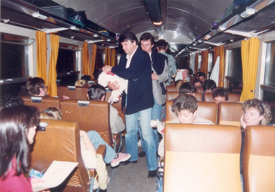 Le train de Cannes en 1992 - Photo n°6