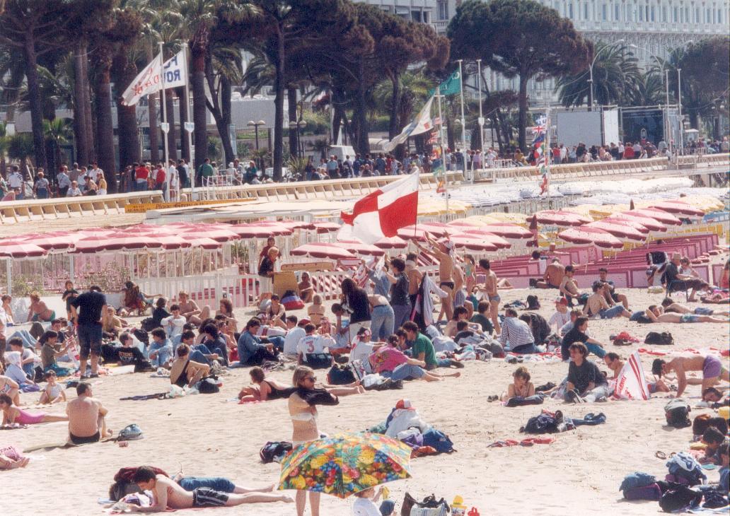 Le train de Cannes en 1992 - Photo n°12